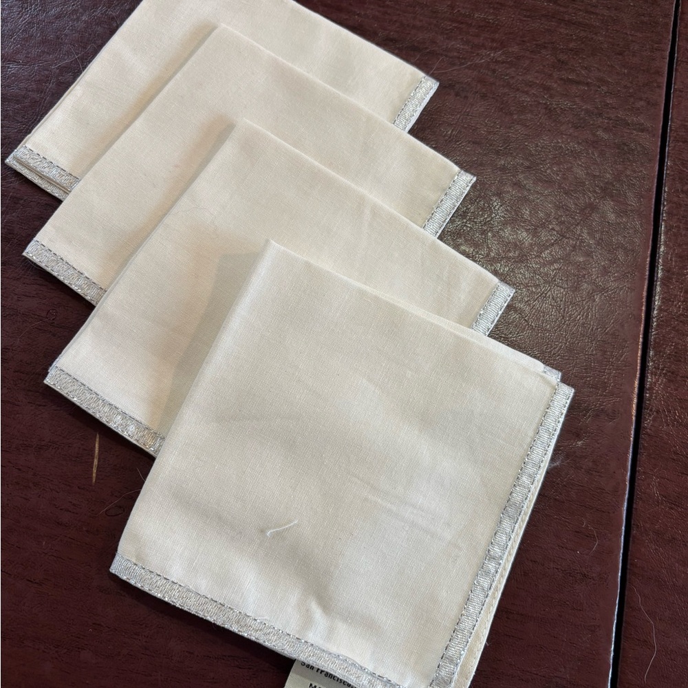 Pottery Barn NWOT set of 4 white cotton cocktail napkins with silver trim